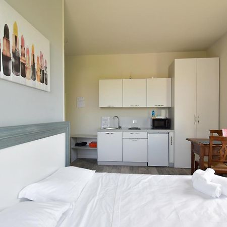 Villa Caterina Apartments By Wonderful Italy Desenzano del Garda Ngoại thất bức ảnh
