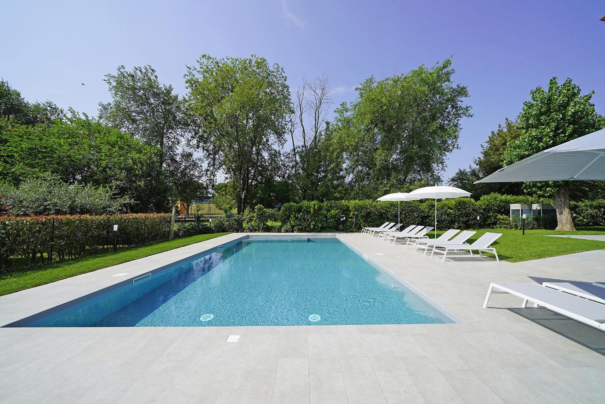 Villa Caterina Apartments By Wonderful Italy Desenzano del Garda Ngoại thất bức ảnh