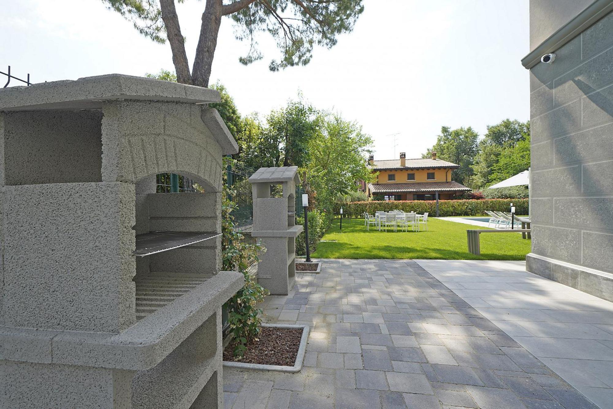 Villa Caterina Apartments By Wonderful Italy Desenzano del Garda Ngoại thất bức ảnh
