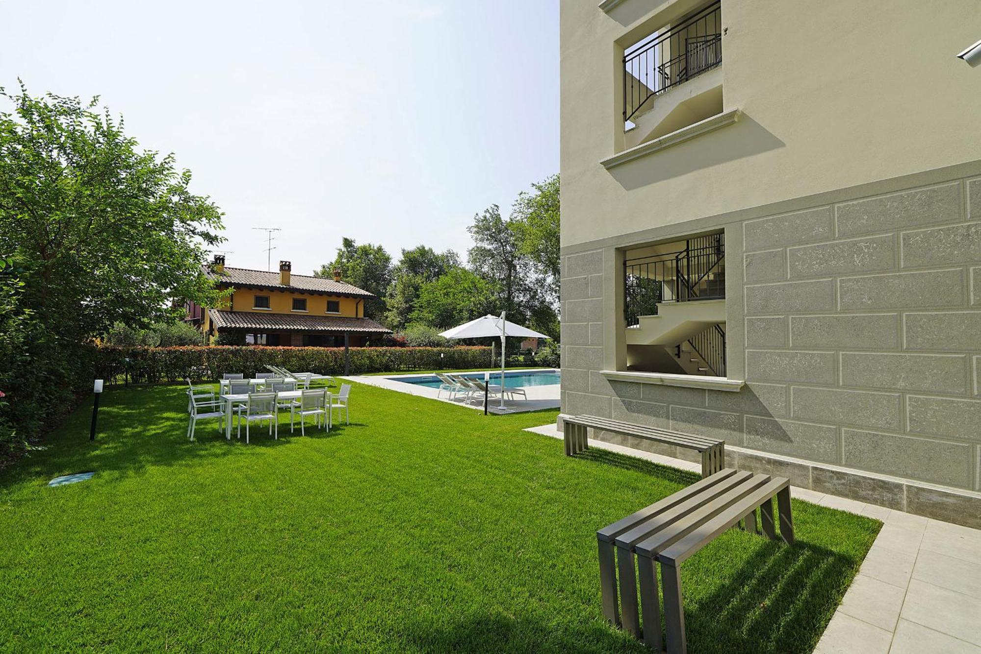 Villa Caterina Apartments By Wonderful Italy Desenzano del Garda Ngoại thất bức ảnh