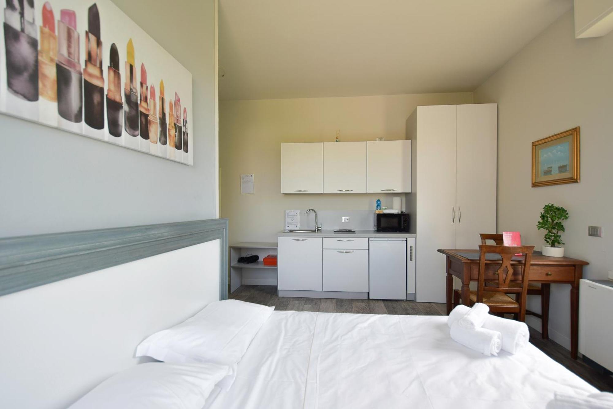 Villa Caterina Apartments By Wonderful Italy Desenzano del Garda Ngoại thất bức ảnh